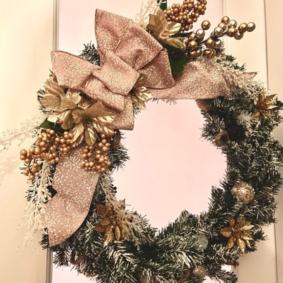 Custom hand made Christmas wreath champagne colors - Picture 2 of 3